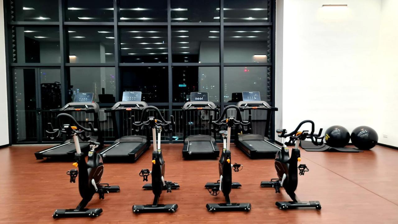 Chambers Serviced Suites Klcc By Cozy Stay クアラルンプール エクステリア 写真